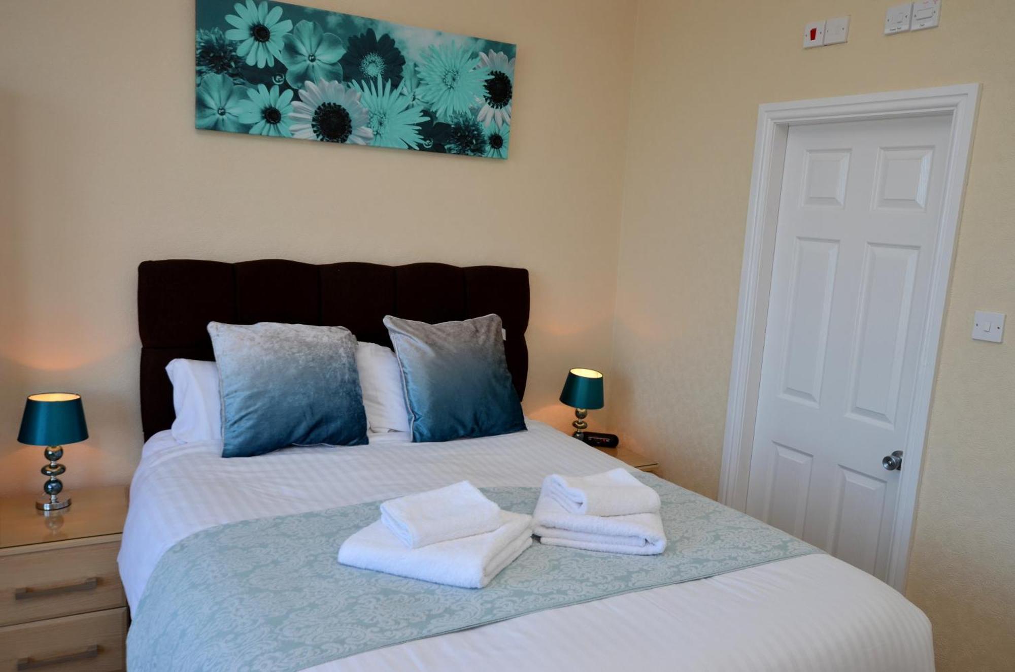 St. Hilary Guest House Llandudno Habitación foto
